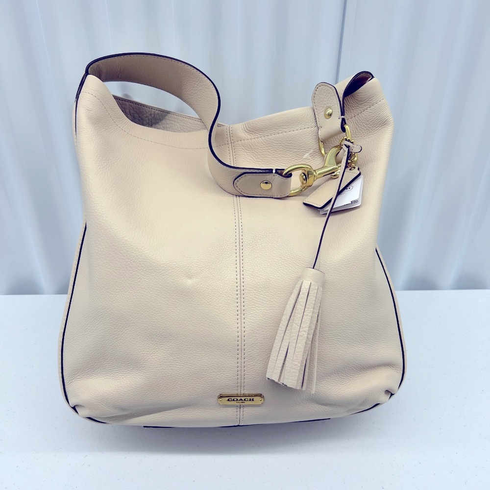 Coach~Avery Hobo Cream Leather Bag-NWT